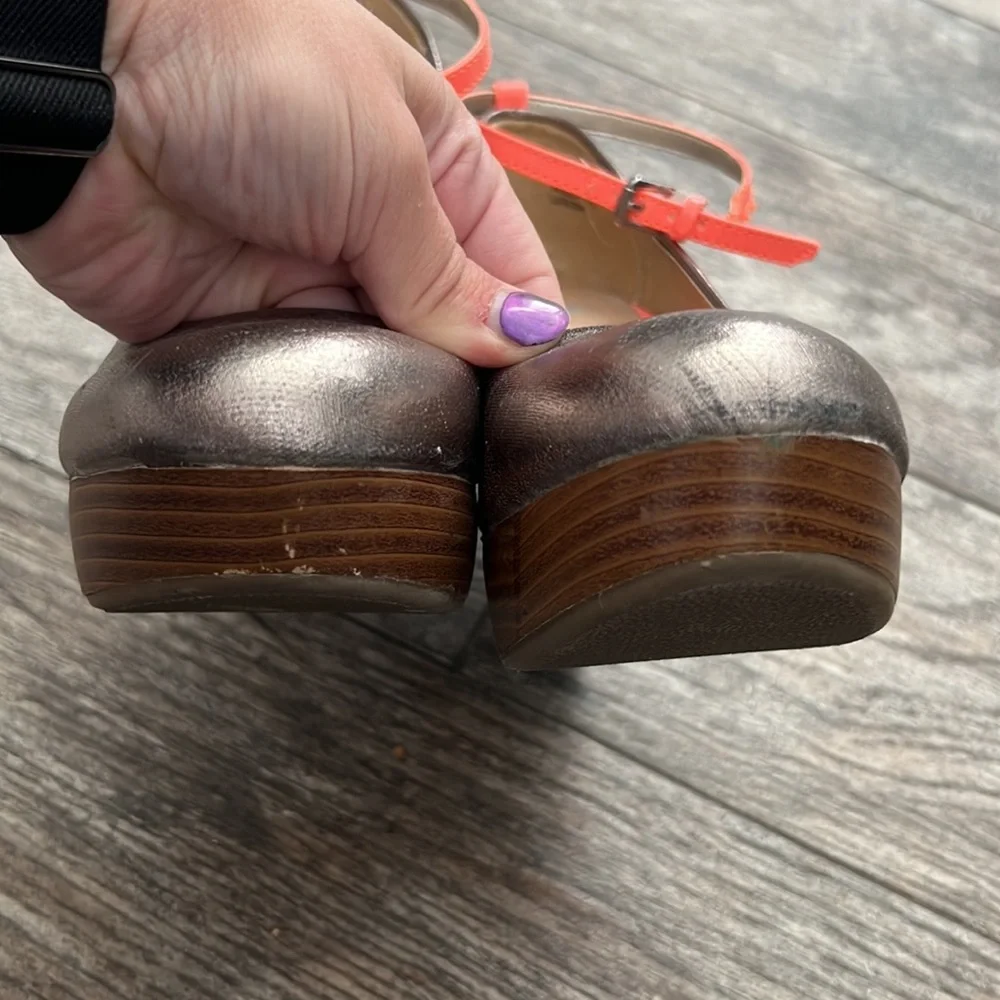 R2 Metallic Pewter Wedge Sandals with Coral Straps